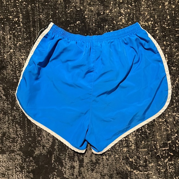 nike dri-fit shorts - Picture 2 of 2
